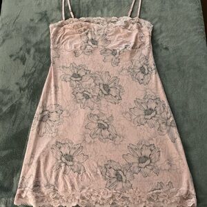 Victoria's Secret Blush and Charcoal Floral Chemise
